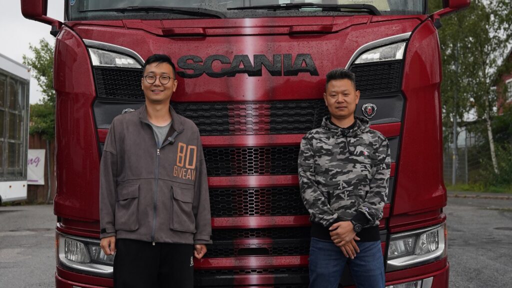Scania races toward record sales 
